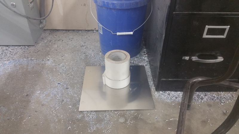 Illustration for article titled Built a makeshift mousetrap at work